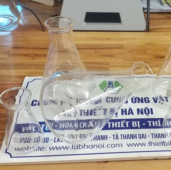 Bình tam giác miệng rộng 3000ml, hãng Onelab