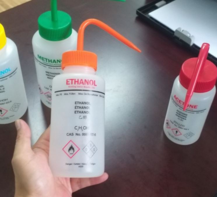 Bình tia nhựa miệng rộng 500ml, nhãn ethanol, hãng Onelab