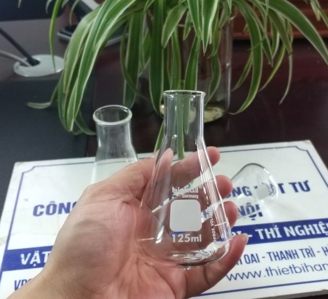 Bình tam giác cổ hẹp 125ml hãng Biohall-Germany