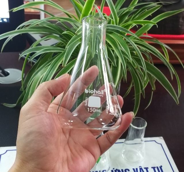Bình tam giác 150ml hãng Biohall-Germany