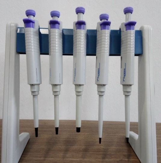 Micropipet hấp tiệt trùng 1 kênh 2000-10000ul