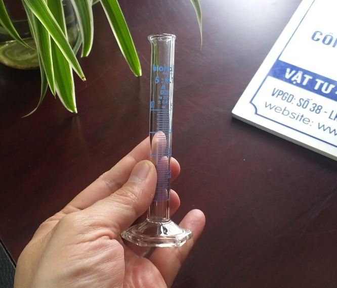 Ống đong thủy tinh 5ml đế lục giác, hãng Biohall