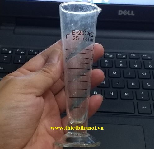 Cốc chân phễu 25ml