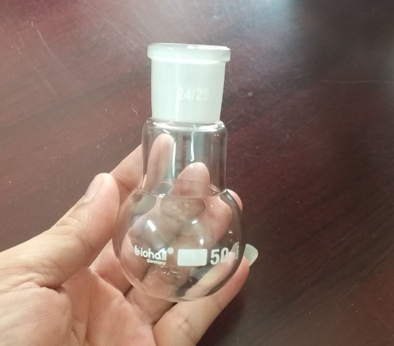 Bình cầu đáy tròn 50ml cổ nhám 14/23, hãng Biohall