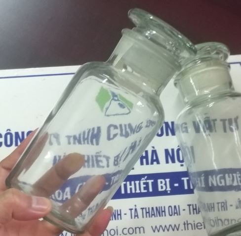 Chai thủy tinh trắng nút mài miệng hẹp 1000ml, hãng Onelab