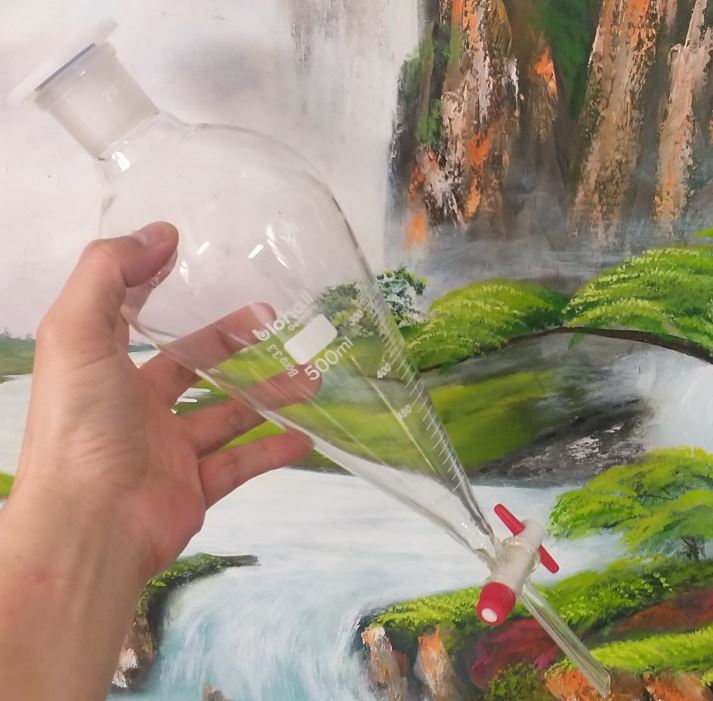 Phễu chiết quả lê 1000ml có chia vạch, khóa nhựa PTFE, hãng Biohall