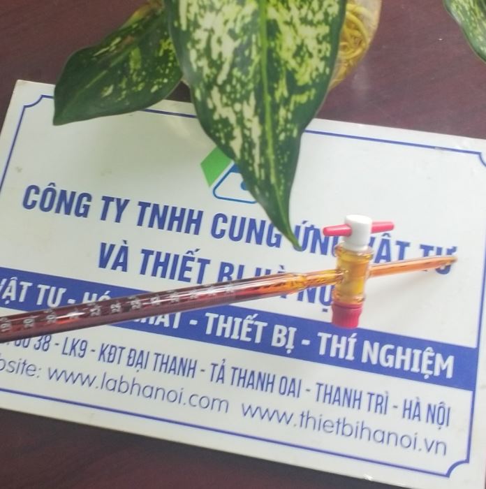 Buret thủy tinh nâu 100ml, khóa nhựa PTFE, hãng Biohall