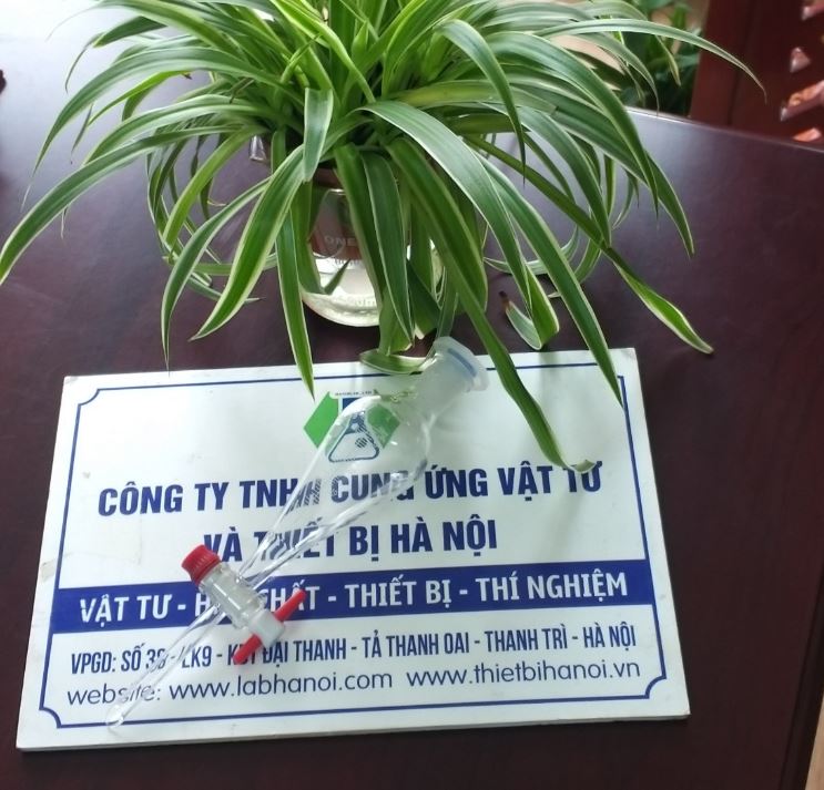 Bình lắng gạn 50ml có chia vạch, khóa nhựa PTFE, hãng Biohall