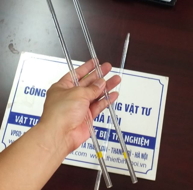 Pipettes thủy tinh dạng thẳng 4ml, hãng Biohall
