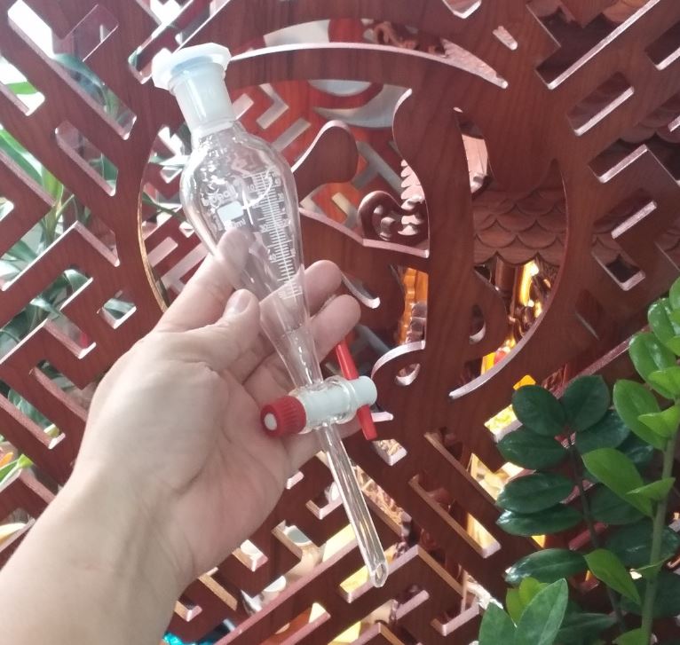 Bình lắng gạn 250ml có chia vạch, khóa nhựa PTFE, hãng Biohall