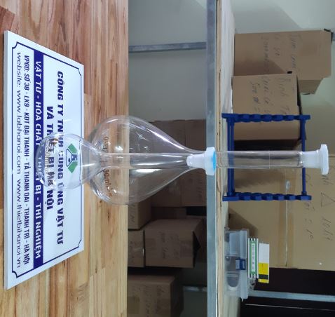 Bình định mức trắng 500ml, nút nhựa, hãng Onelab