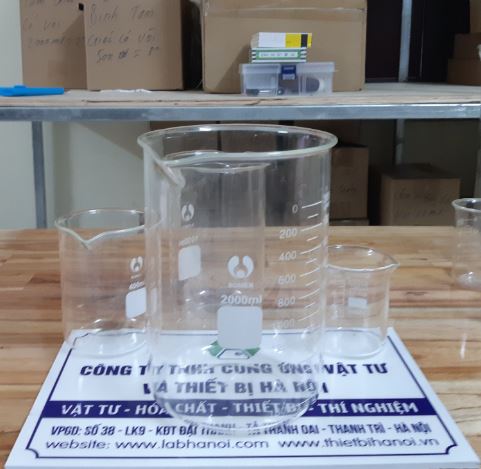 Cốc thủy tinh chia vạch, chịu nhiệt 2000ml, hãng Onelab