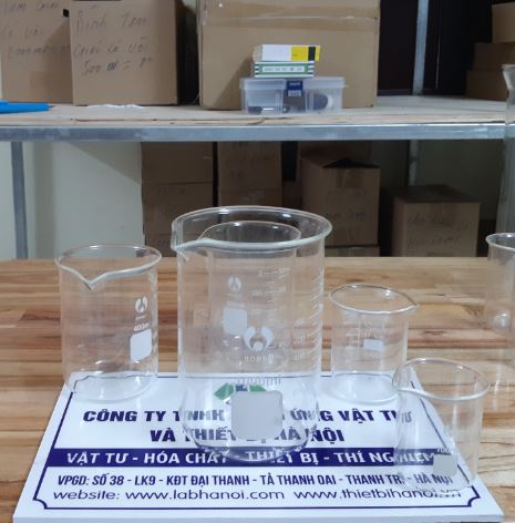 Cốc thủy tinh chia vạch, chịu nhiệt 600ml, hãng Onelab