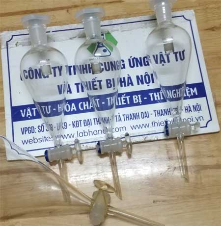 Phễu chiết quả lê khóa thủy tinh 2000ml, hãng Onelab