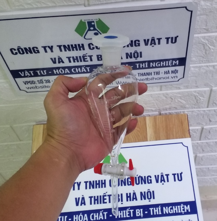 Phễu chiết quả lê 125ml, khóa nhựa PTFE, chia vạch, hãng Onelab