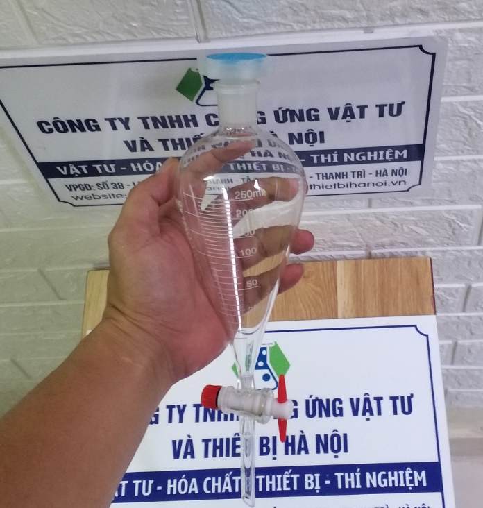 Phễu chiết quả lê 250ml, khóa nhựa PTFE, chia vạch, hãng Onelab